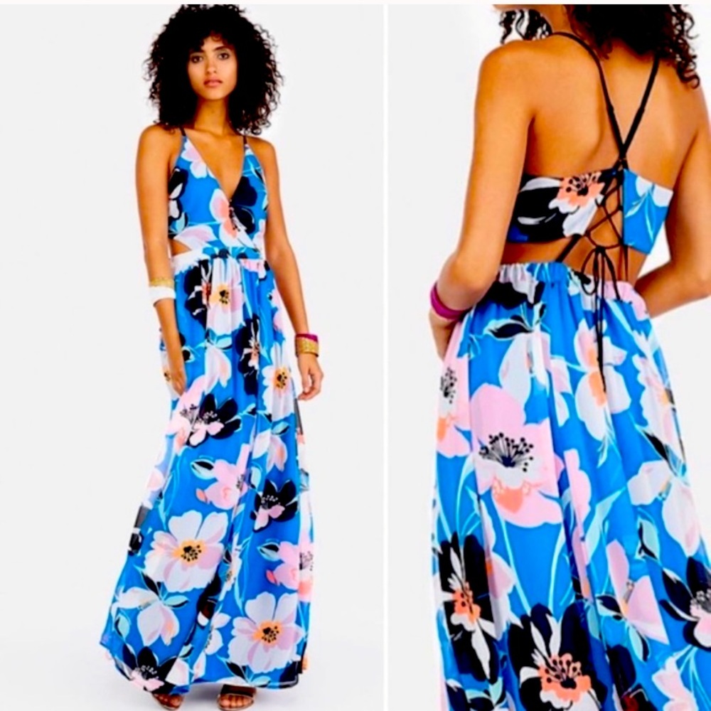 STRAPPY LACE-UP CUT-OUT MAXI DRESS IN FLORAL PRINT